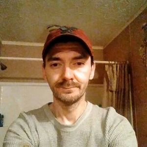 Meet your Posher, Derrick